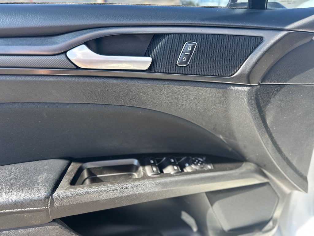 2018 Ford Fusion Image 14