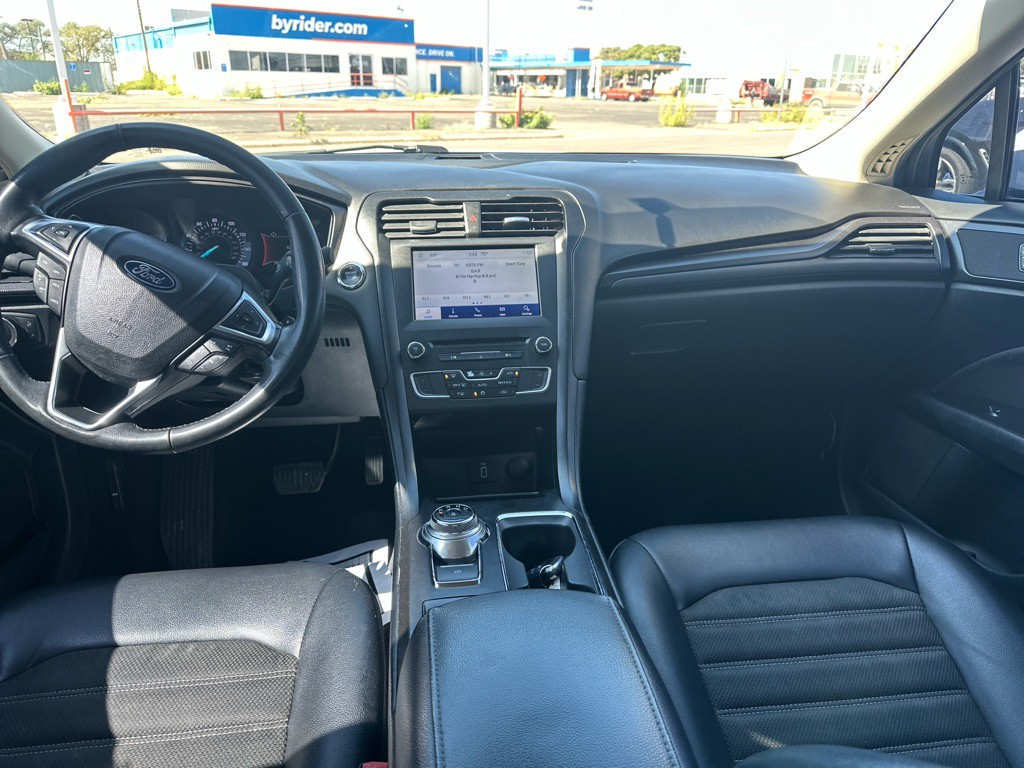 2018 Ford Fusion Image 30