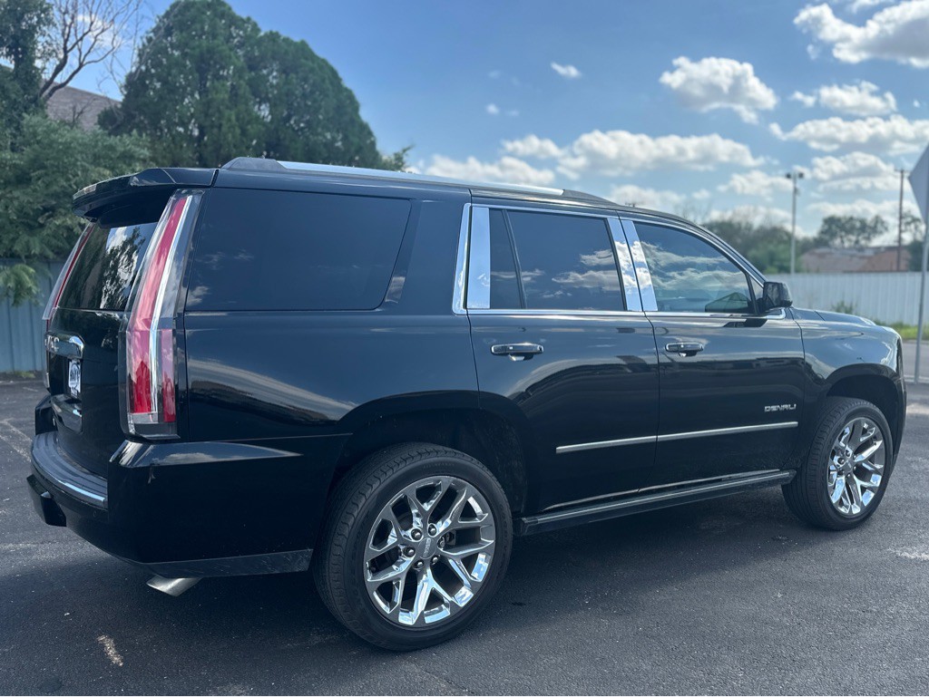 2017 GMC Yukon Image 6