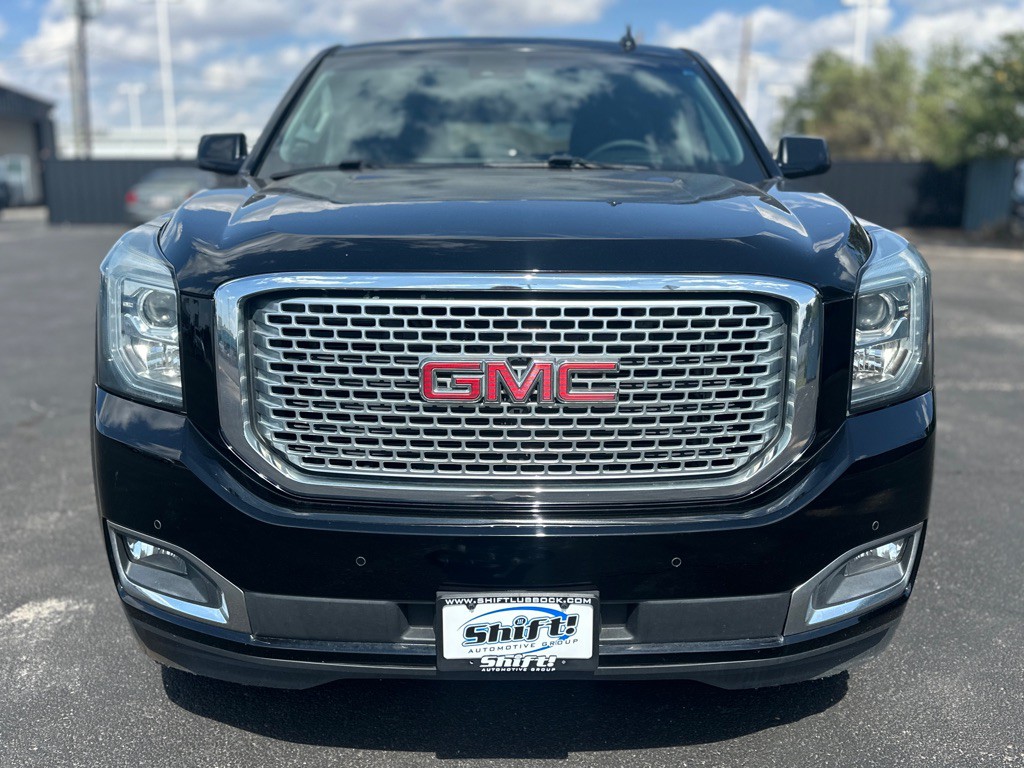 2017 GMC Yukon Image 3