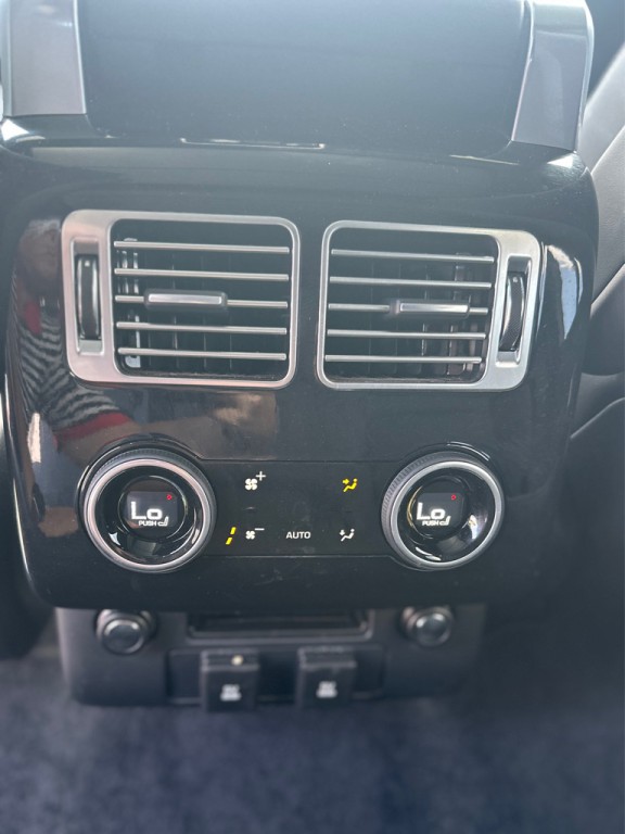 2018 Land Rover Range Rover Image 26