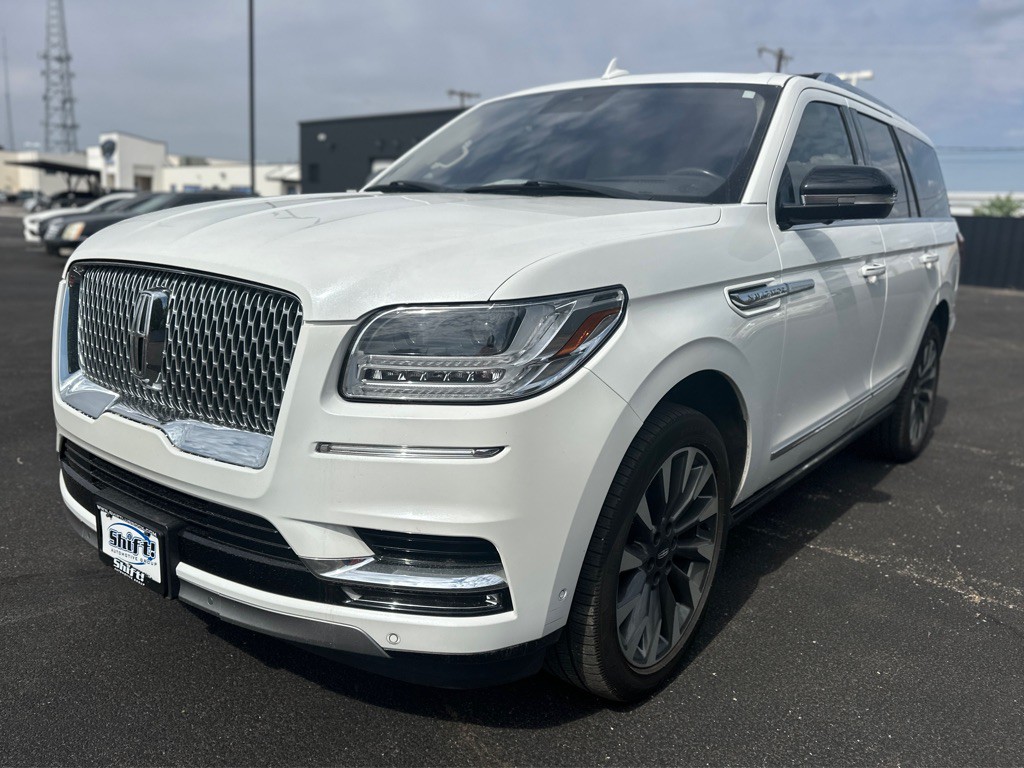 2020 Lincoln Navigator Image 1