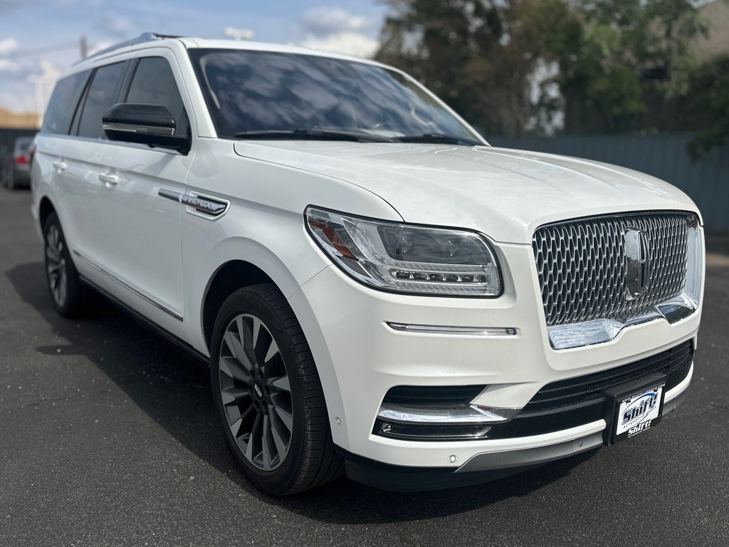 2020 Lincoln Navigator Image 3
