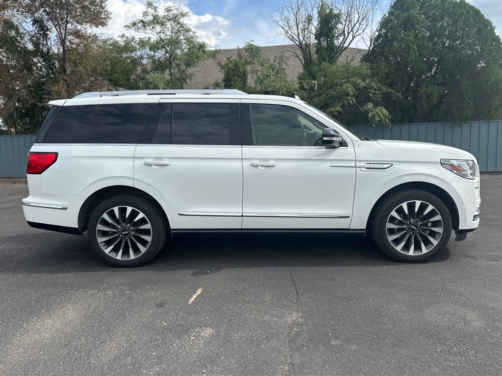 2020 Lincoln Navigator Image 5