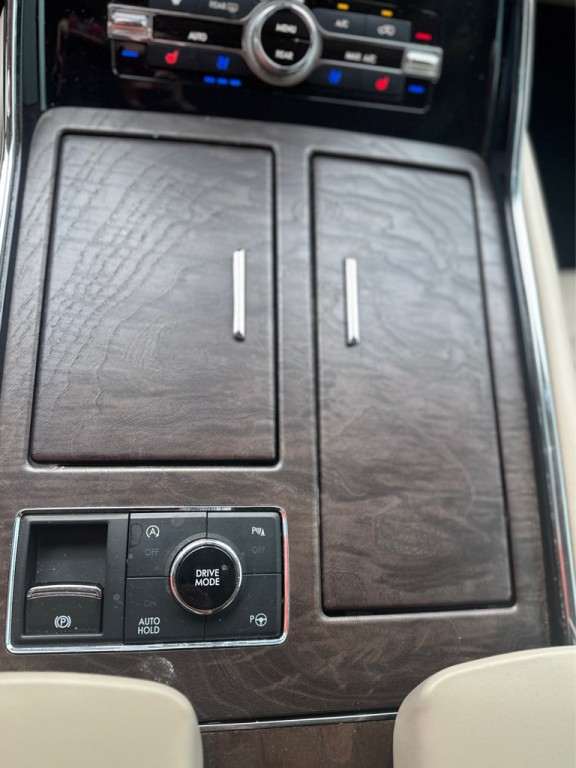 2020 Lincoln Navigator Image 23