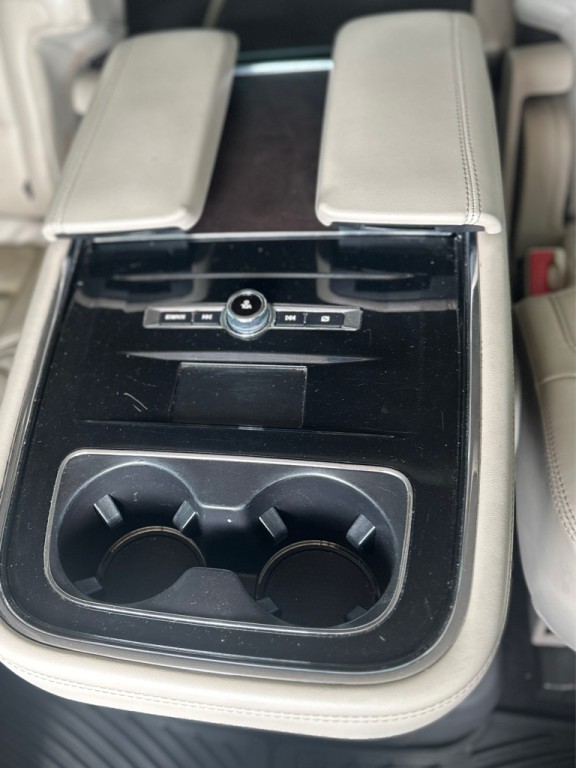 2020 Lincoln Navigator Image 26