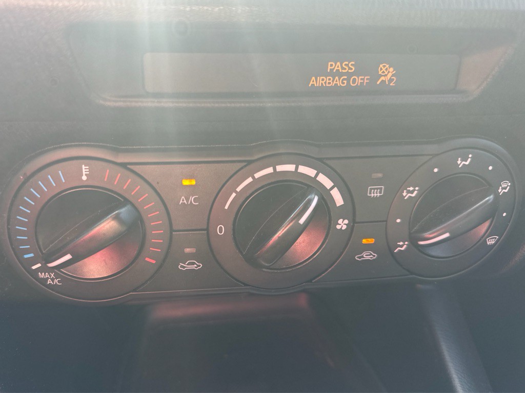 2015 Mazda Mazda3 Image 20
