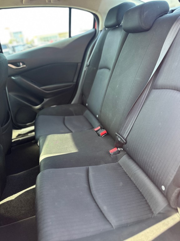 2015 Mazda Mazda3 Image 24