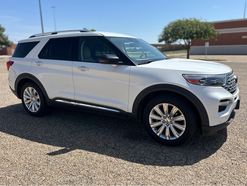 2020 Ford Explorer Image 4