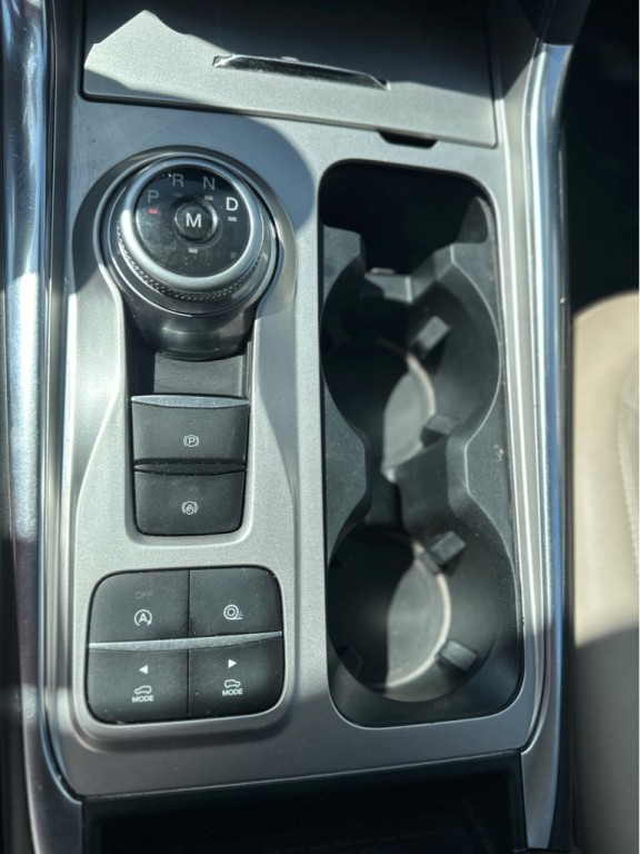 2020 Ford Explorer Image 22