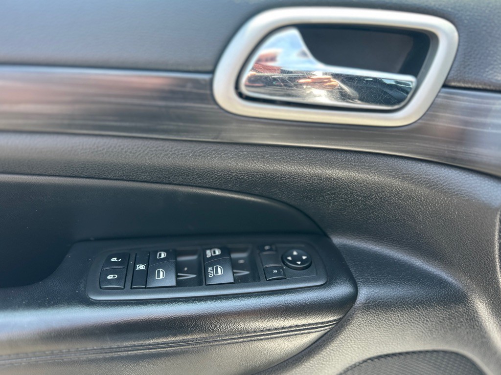 2022 Jeep Grand Cherokee Image 15