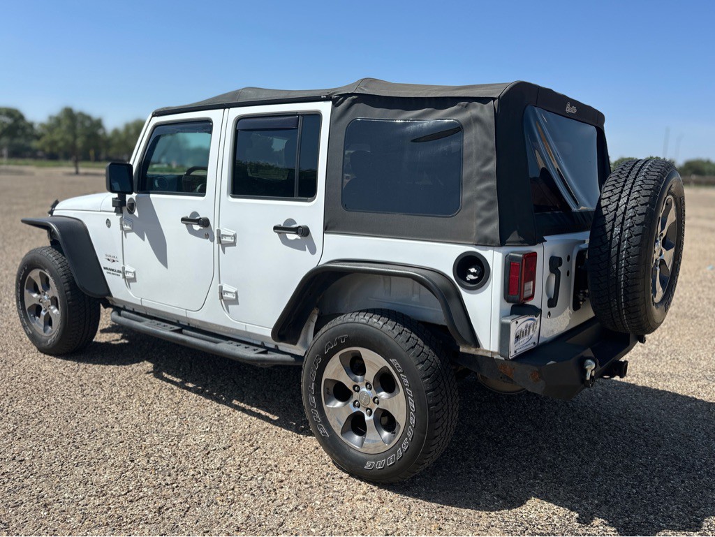 2017 Jeep Wrangler Unlimited Image 10