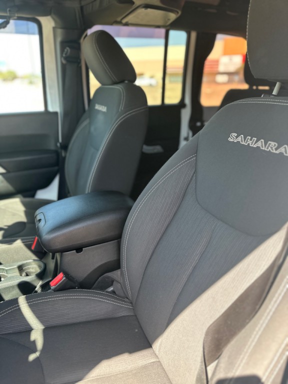 2017 Jeep Wrangler Unlimited Image 14