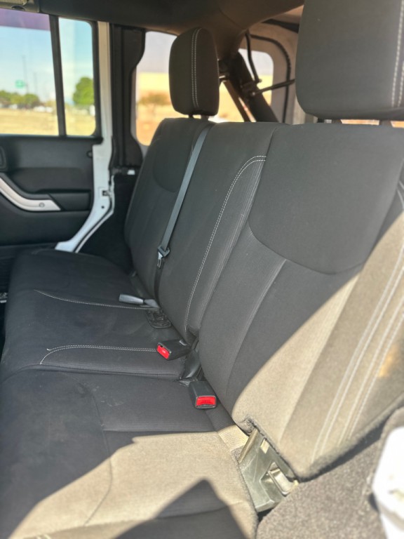 2017 Jeep Wrangler Unlimited Image 23
