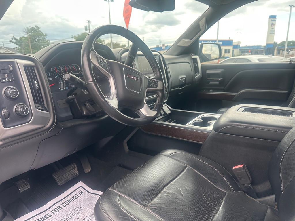 2018 GMC Sierra Image 17