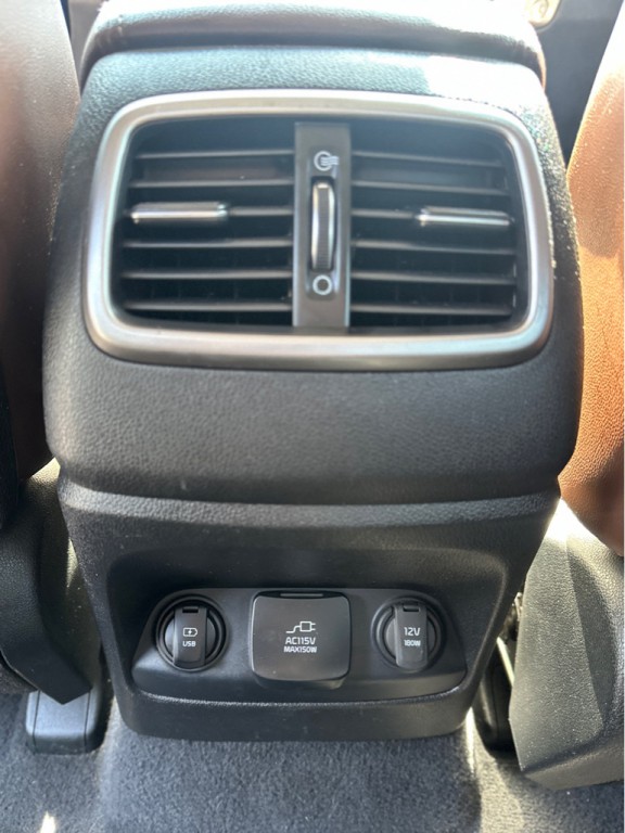 2019 Kia Sorento Image 24