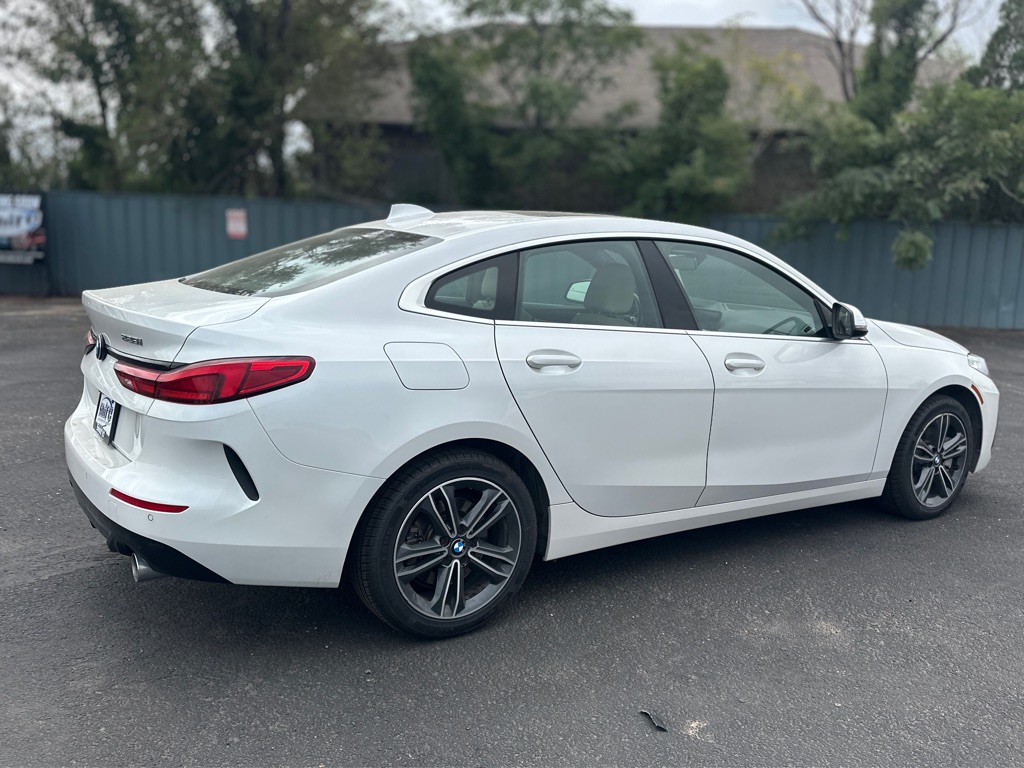 2022 BMW 2 Series Image 6