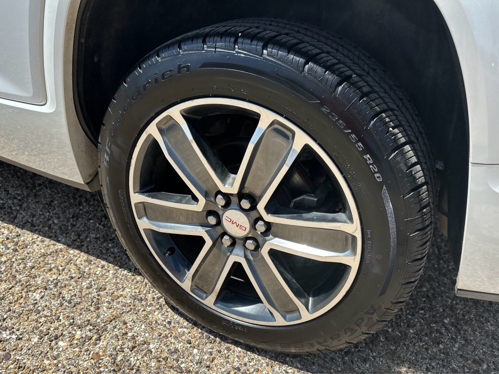 2018 GMC Acadia Image 12
