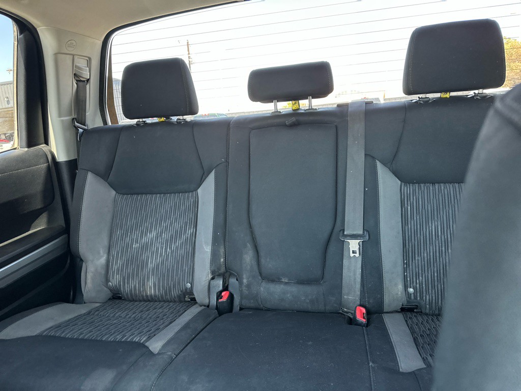 2017 Toyota Tundra Image 28