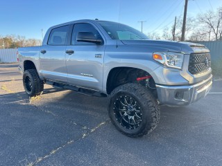 Image for 2017 Toyota Tundra CREWMAX SR5 ID: 6687877
