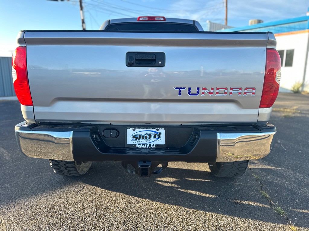 2017 Toyota Tundra Image 12