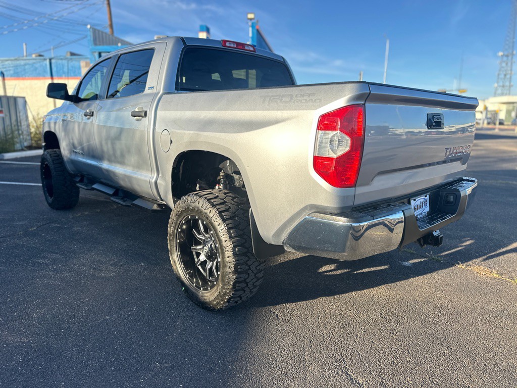 2017 Toyota Tundra Image 14