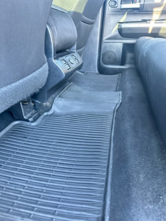 2017 Toyota Tundra Image 39