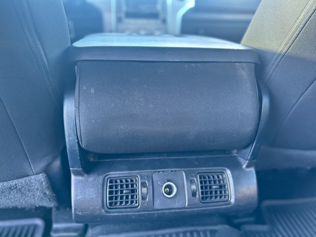 2017 Toyota Tundra Image 40