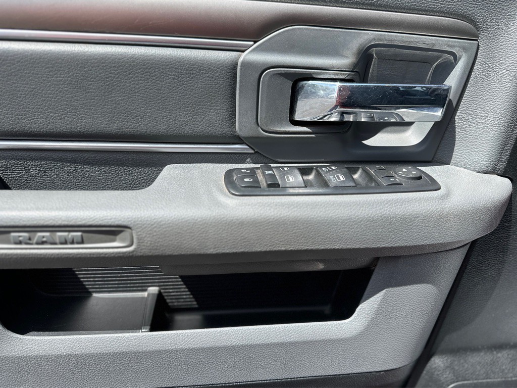 2017 RAM 1500 Image 15