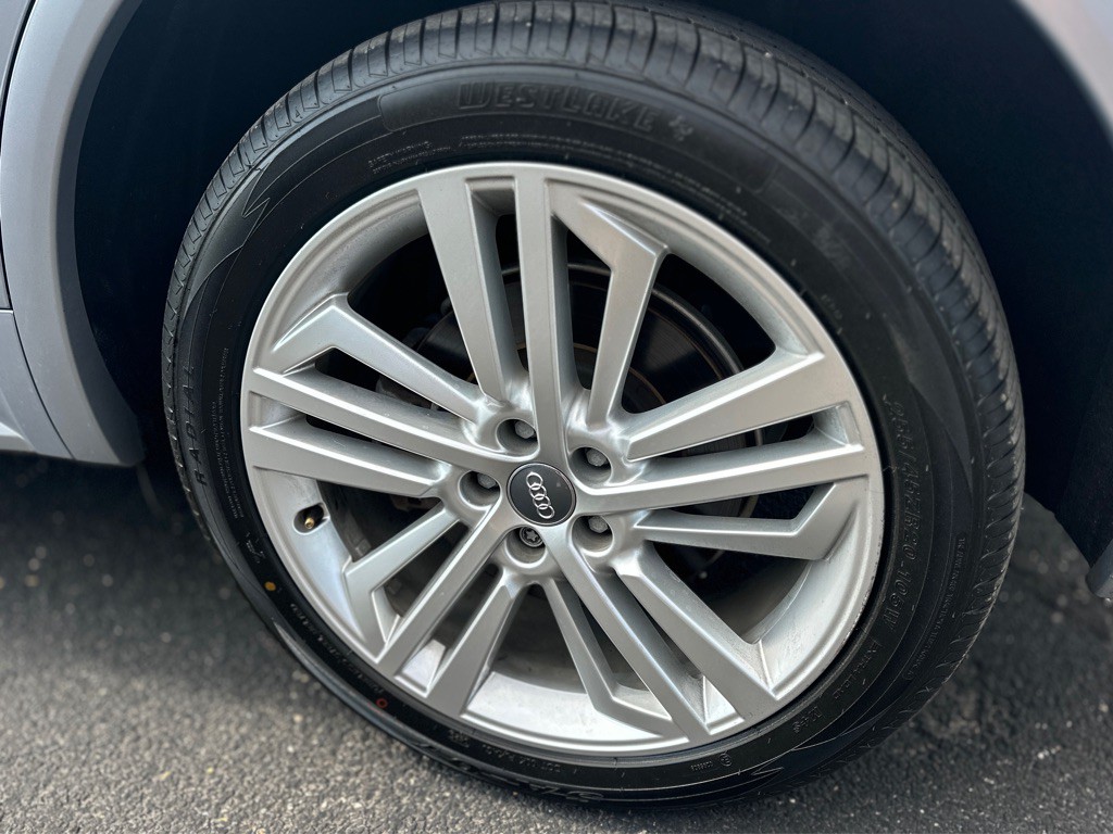2018 Audi Q5 Image 12
