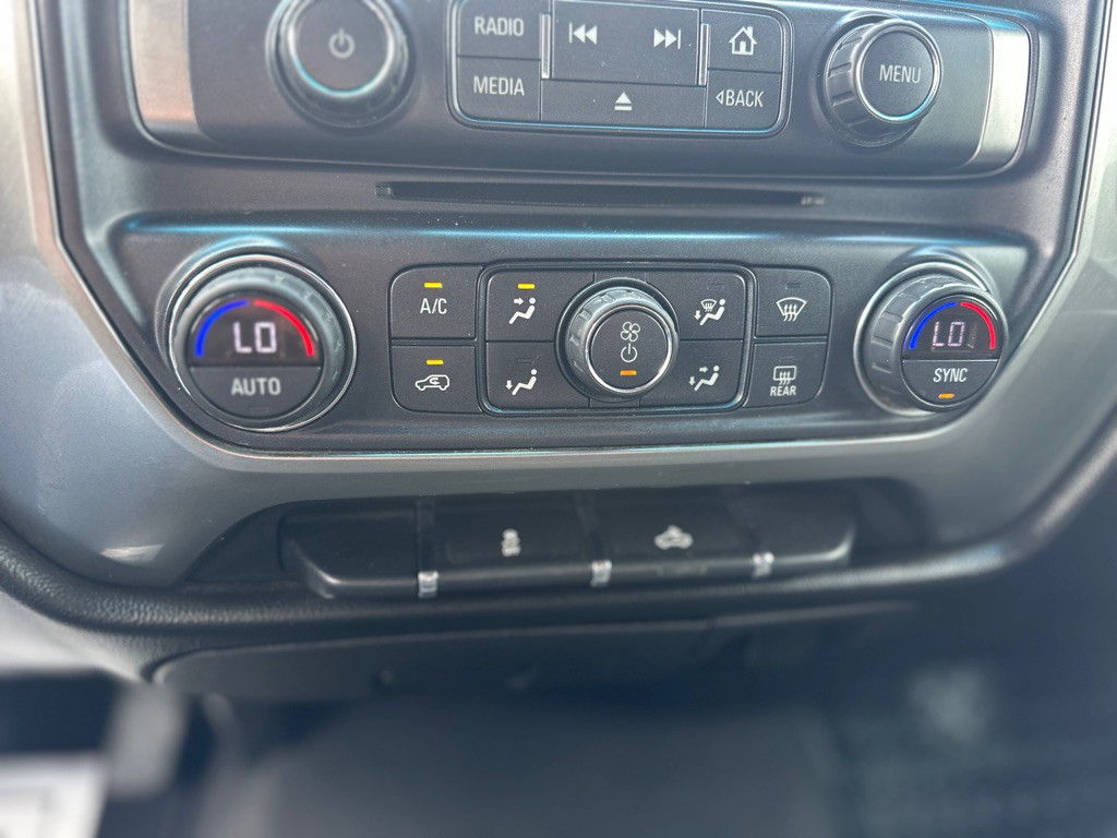 2018 Chevrolet Silverado 1500 Image 21