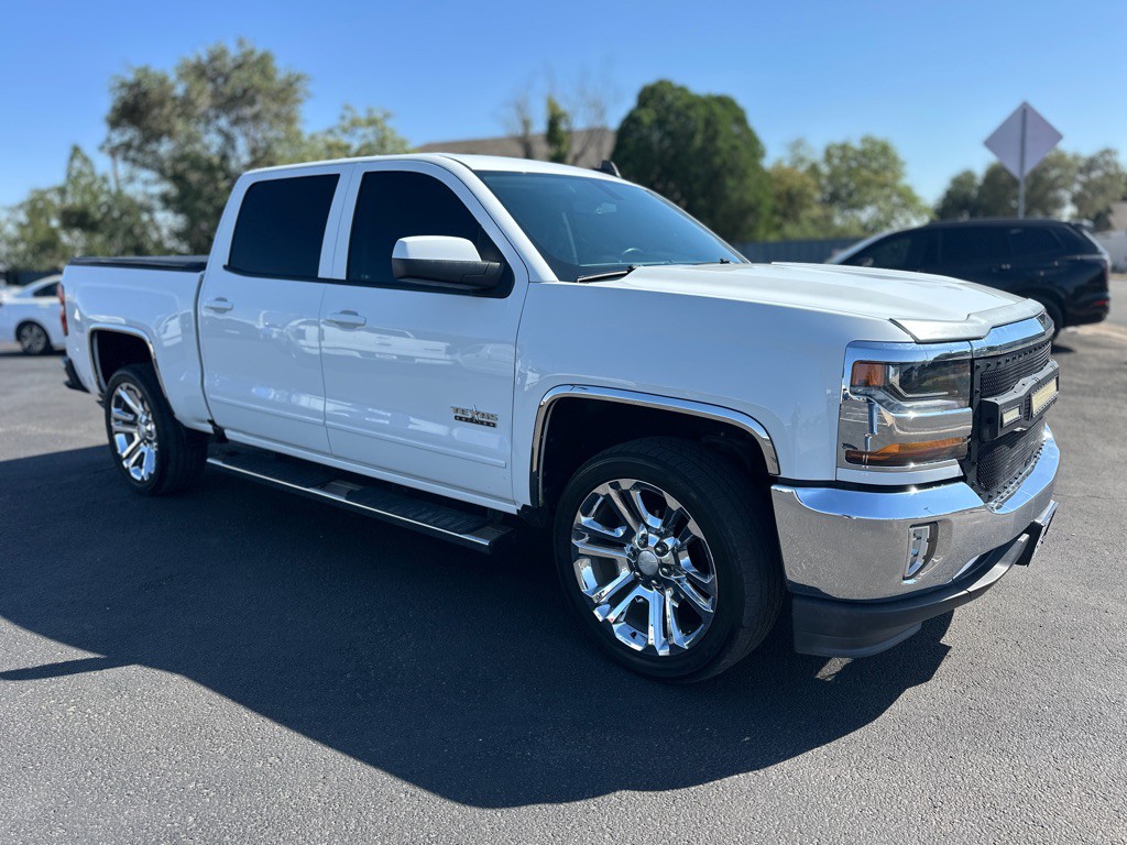 2018 Chevrolet Silverado 1500 Image 1
