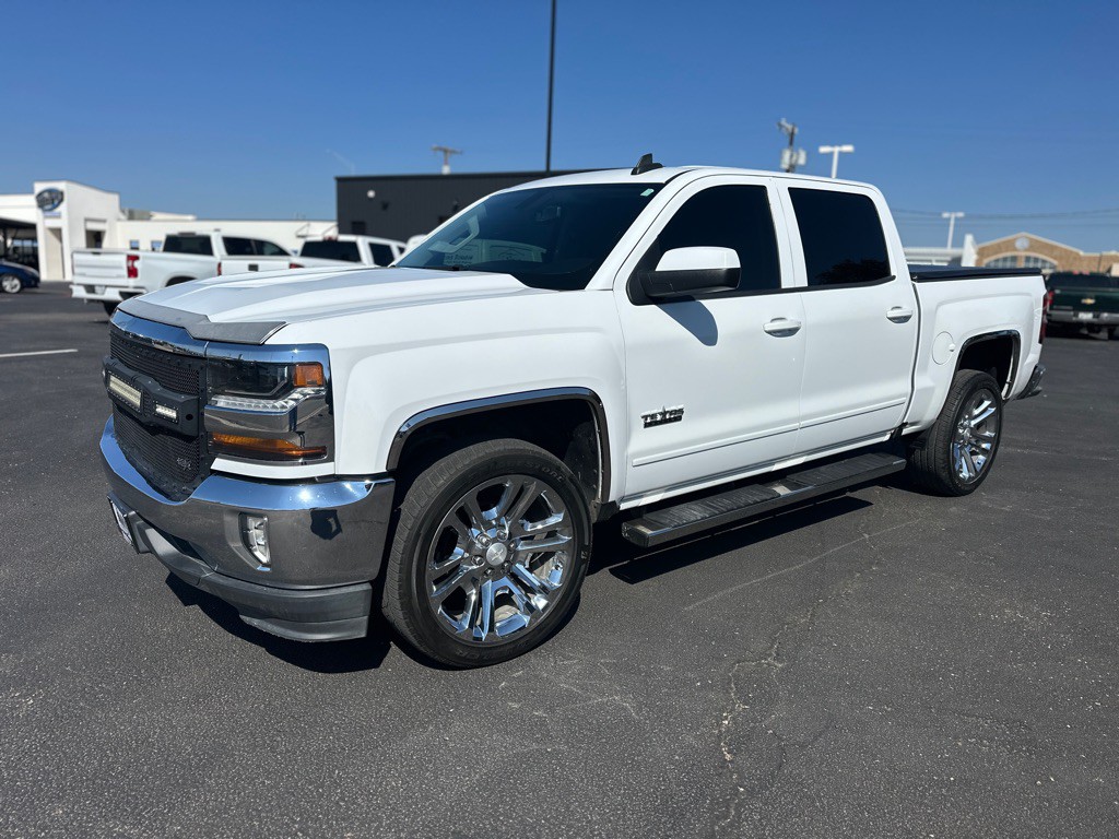 2018 Chevrolet Silverado 1500 Image 2