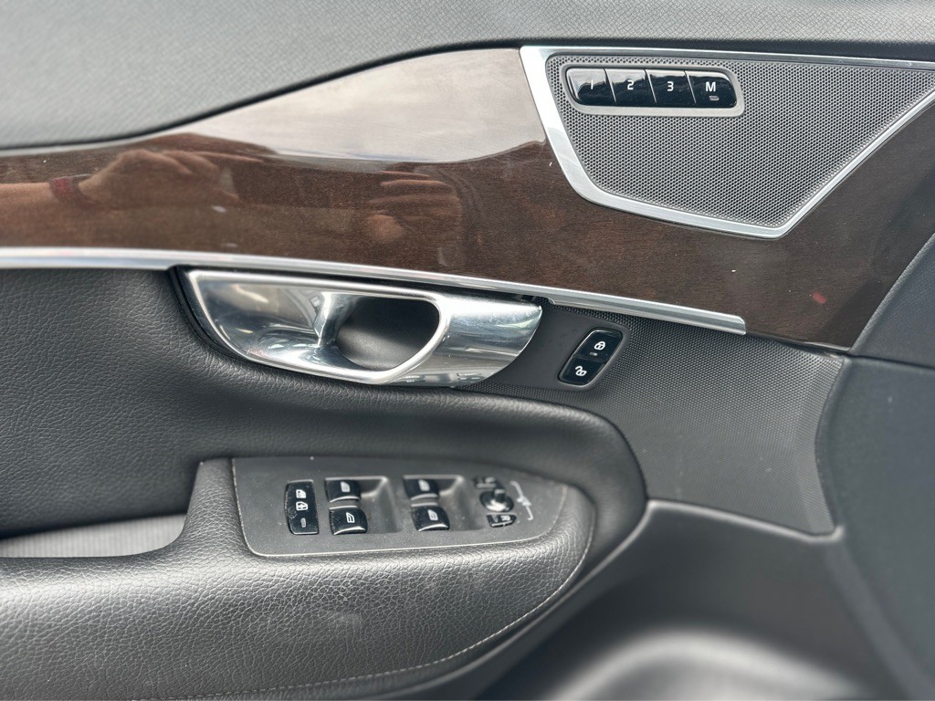 2019 Volvo XC90 Image 13