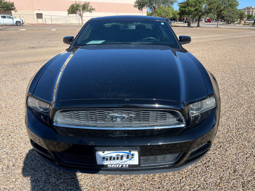 2014 Ford Mustang Image 2