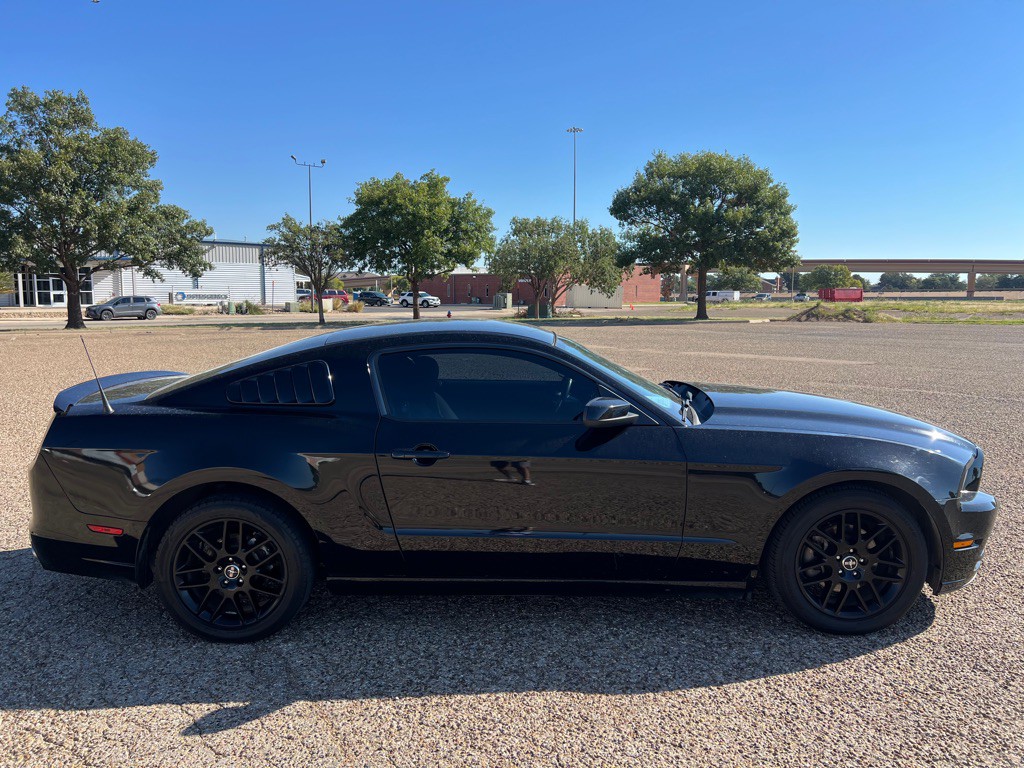 2014 Ford Mustang Image 8