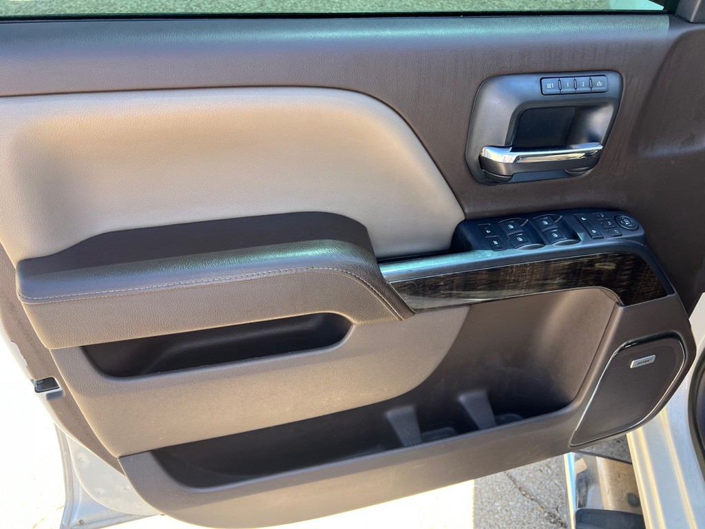 2015 GMC Sierra Image 15