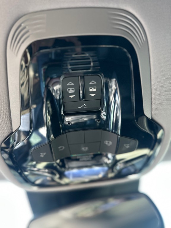 2018 Alfa Romeo Giulia Image 24