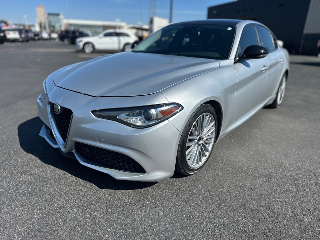 2018 Alfa Romeo Giulia Image 3