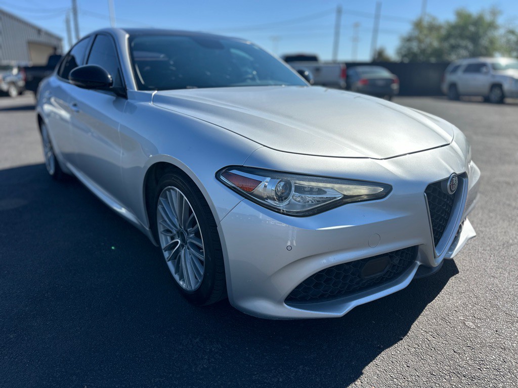 2018 Alfa Romeo Giulia Image 4