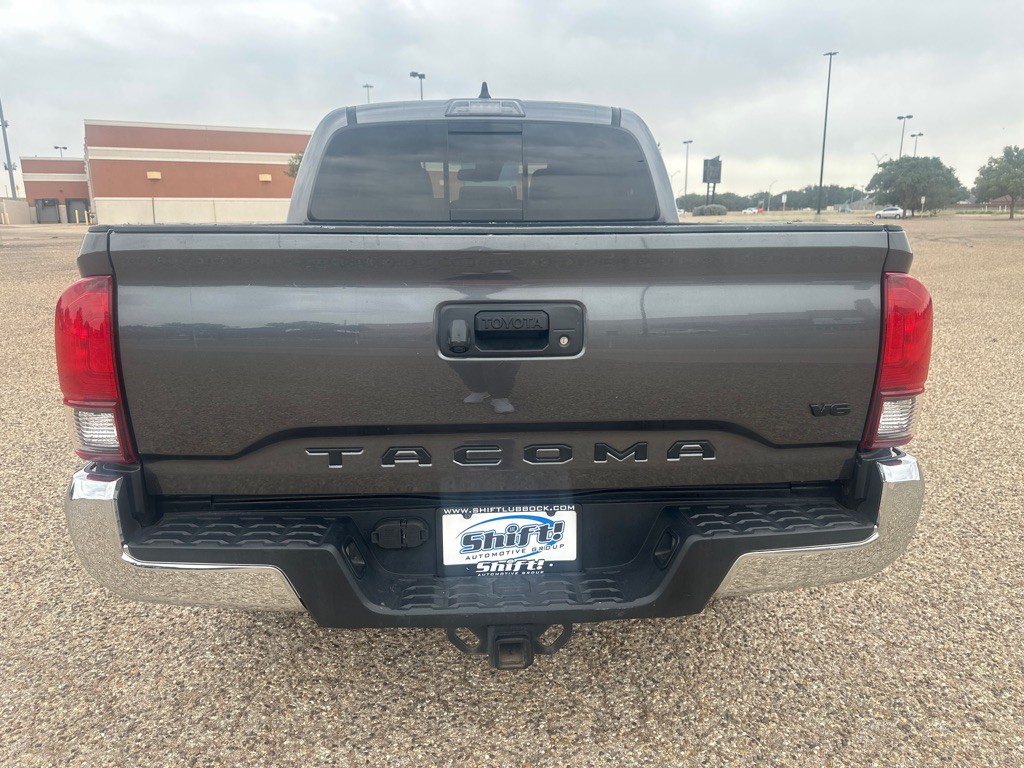 2021 Toyota Tacoma Image 9