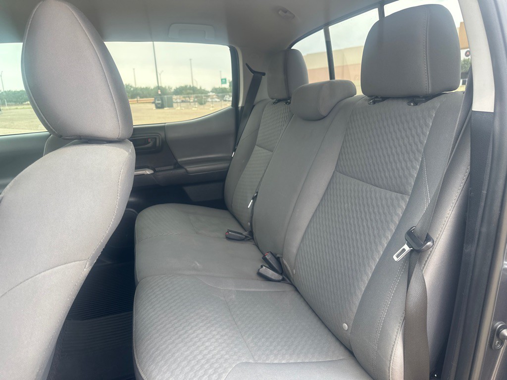 2021 Toyota Tacoma Image 15