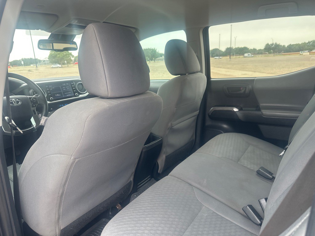 2021 Toyota Tacoma Image 17