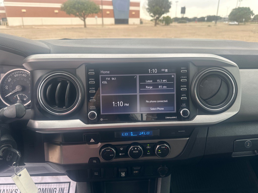 2021 Toyota Tacoma Image 24