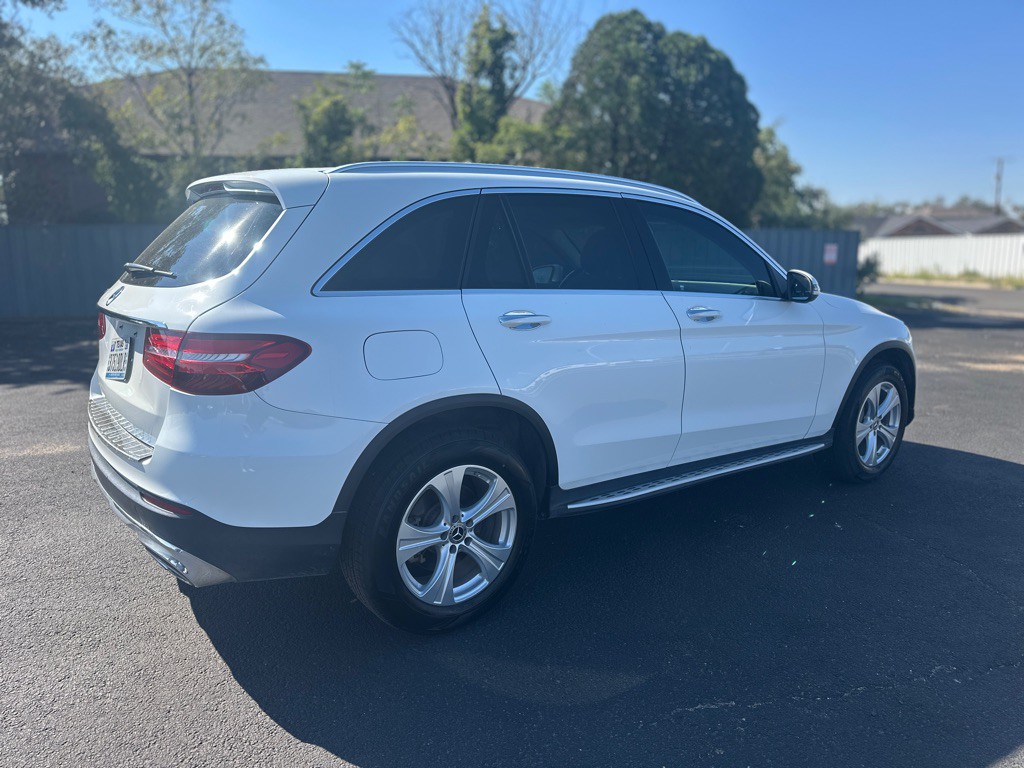 2018 Mercedes-Benz GLC-Class Image 6