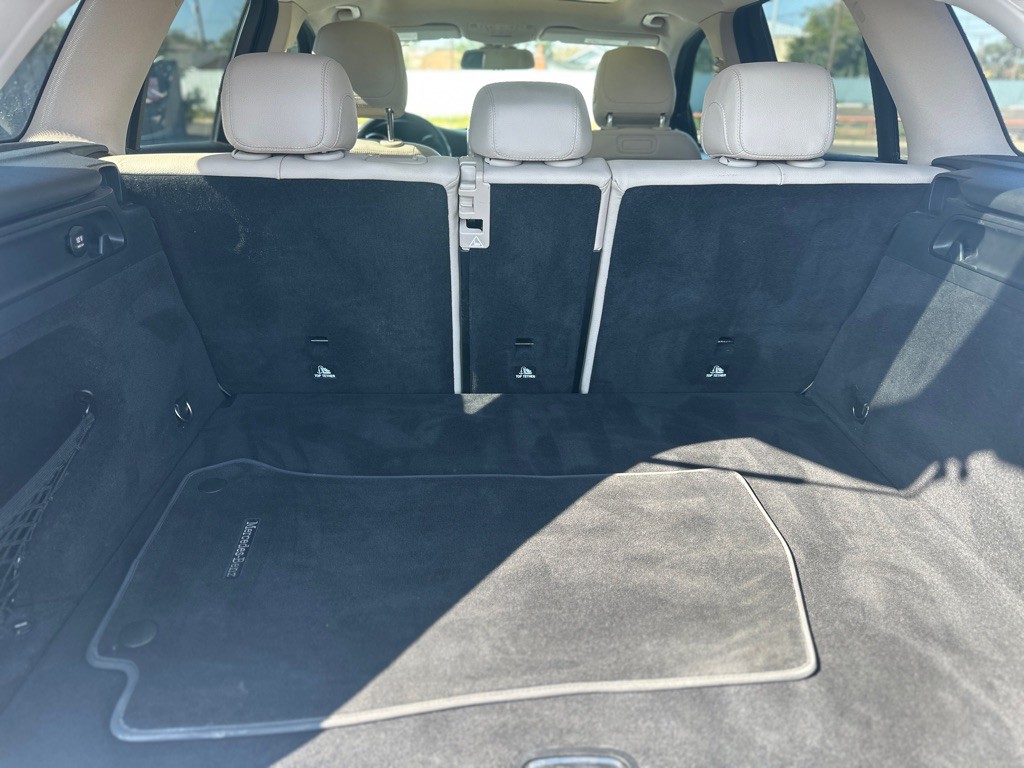 2018 Mercedes-Benz GLC-Class Image 29