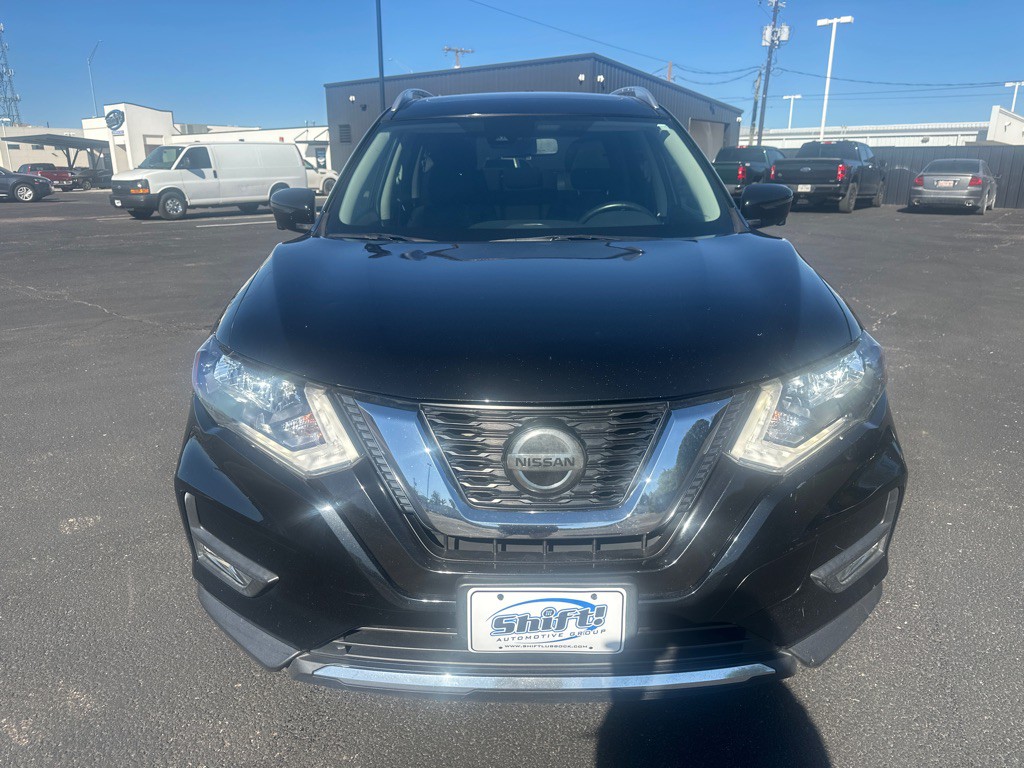 2020 Nissan Rogue Image 2