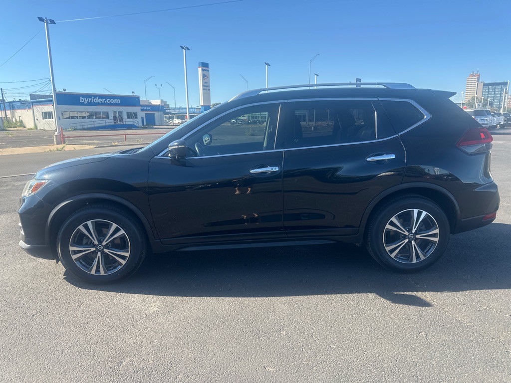2020 Nissan Rogue Image 6