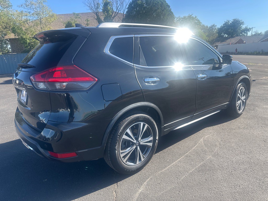 2020 Nissan Rogue Image 9