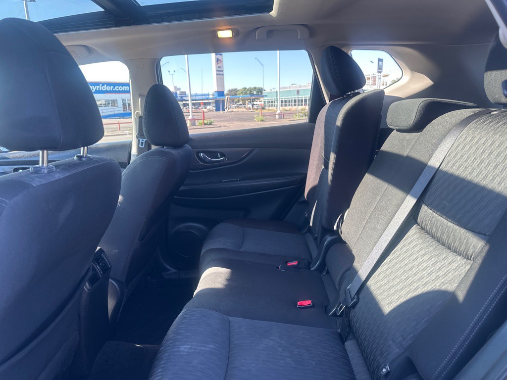 2020 Nissan Rogue Image 16